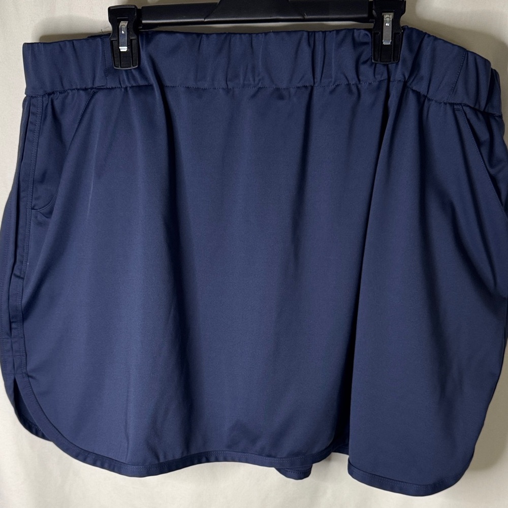 Columbia Women's Dark Blue Skort